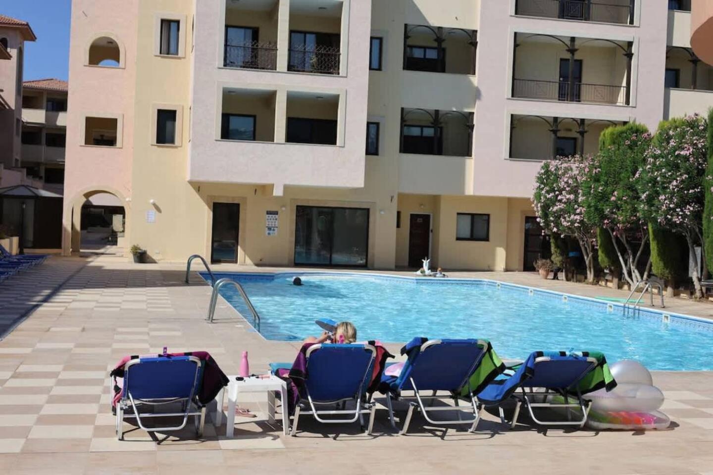 Paphos Queens Gardens Paradise Vip, Pool, Mall, Sea מראה חיצוני תמונה